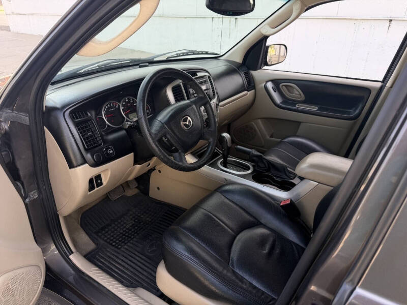 2006 Mazda Tribute s