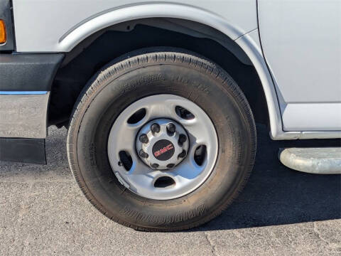 2024 GMC Savana 2500