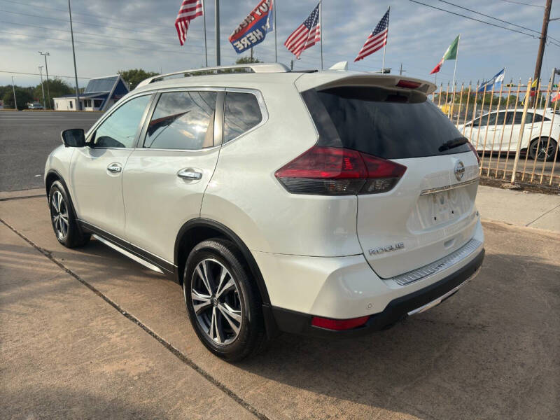 2019 Nissan Rogue SV