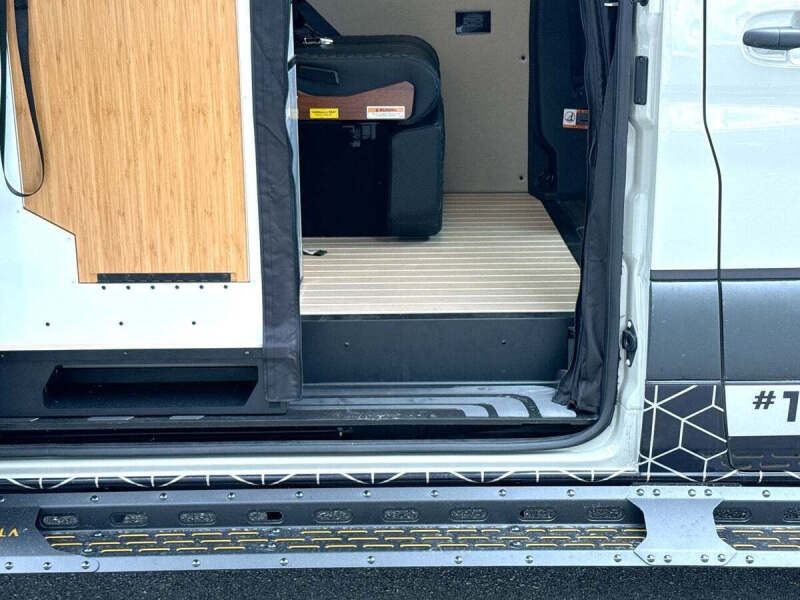 2025 Mercedes-Benz Sprinter
