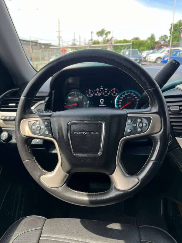 2017 GMC Yukon Denali