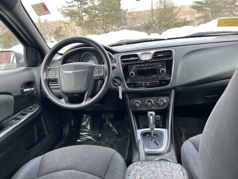 2012 Chrysler 200 LX
