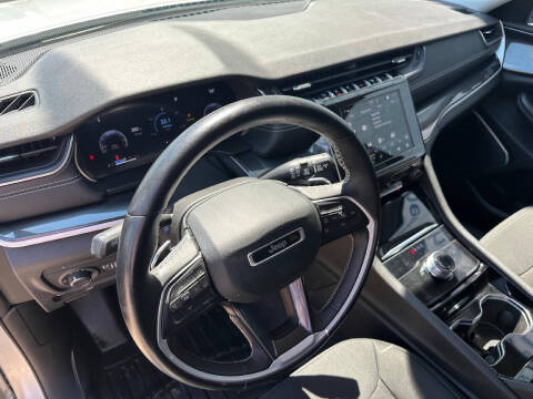 2022 Jeep Grand Cherokee