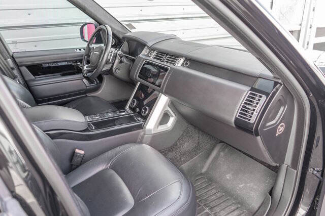 2019 Land Rover Range Rover 29