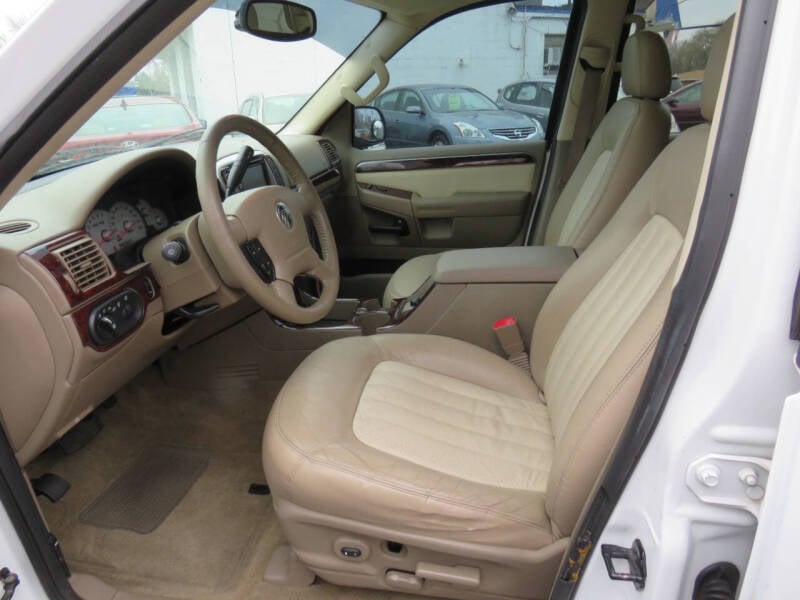 2005 Mercury Mountaineer Premier photo 10