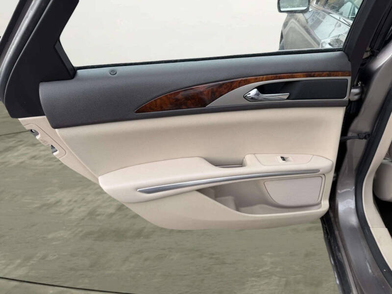 2016 Lincoln MKZ Hybrid