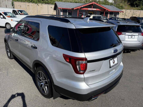 2016 Ford Explorer Sport