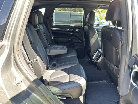 2016 Porsche Cayenne