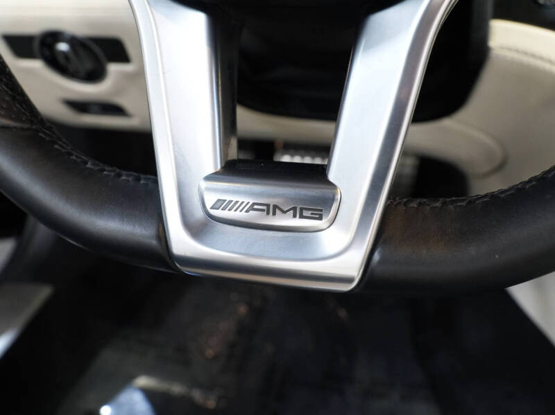 2015 Mercedes-Benz SL-Class SL 63 AMG