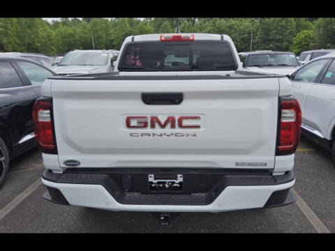 2024 GMC Canyon Elevation