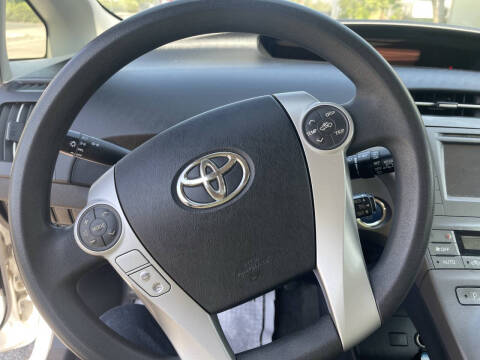 2013 Toyota Prius One