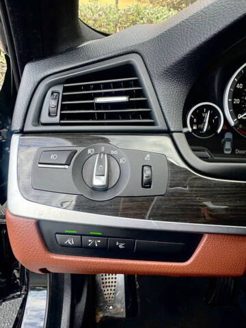 2012 BMW 5 Series 550i xDrive