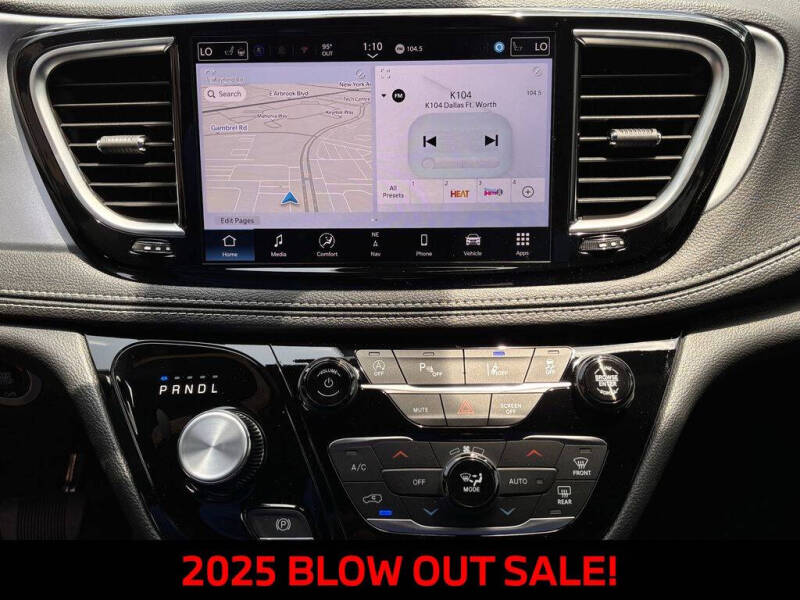 2025 Chrysler Pacifica Limited