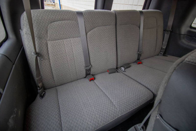 2017 Chevrolet Express LT 3500