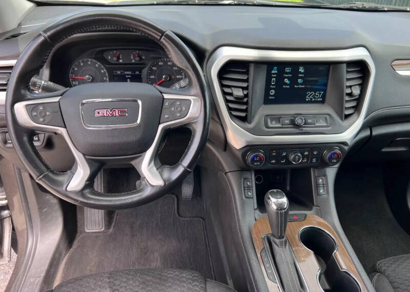 2019 GMC Acadia SLE-2
