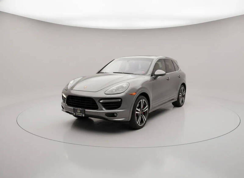 2014 Porsche Cayenne GTS