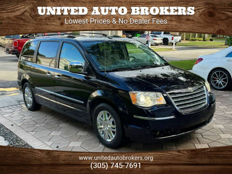 2010 Chrysler Town and Country for sale at UNITED AUTO BROKERS in Hollywood FL