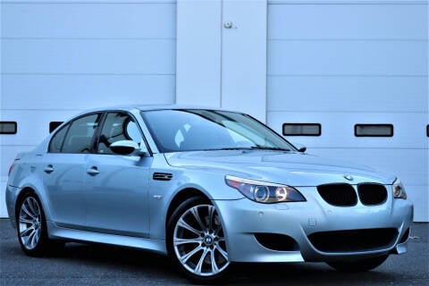 BMW M5 FOR SALE Year 2005 Call us on - Mauritius Carsales