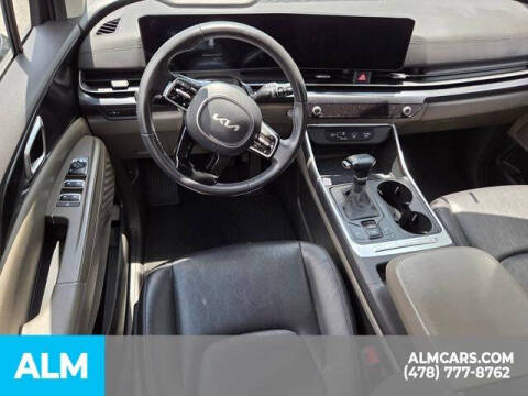 2025 Kia Carnival LXS