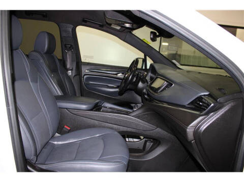 2022 Buick Enclave Essence