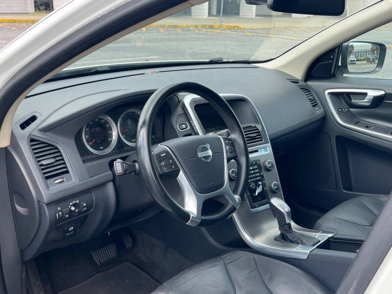 2013 Volvo XC60 3.2 Premier Plus
