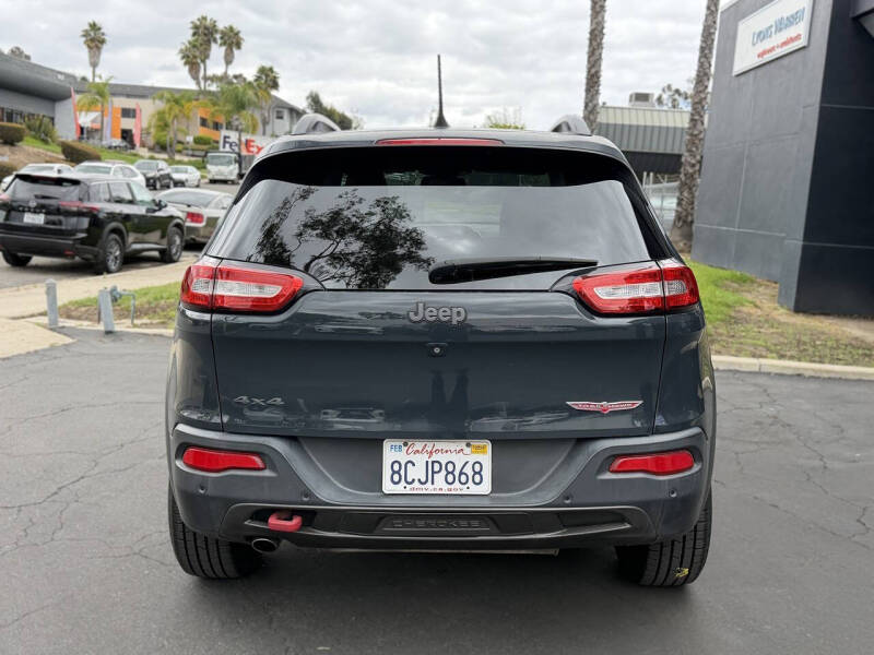 2018 Jeep Cherokee Trailhawk
