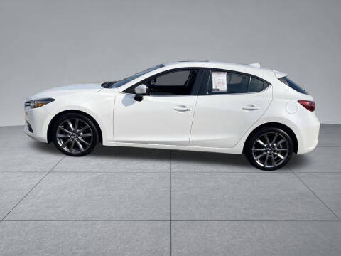 2018 Mazda MAZDA3 Grand Touring