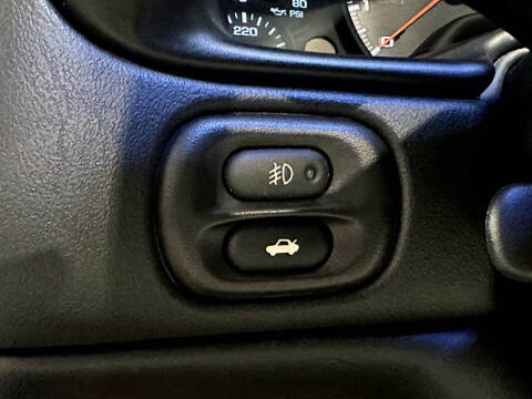 2004 Chevrolet Corvette