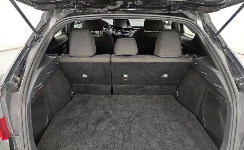 2018 Toyota C-HR XLE Premium