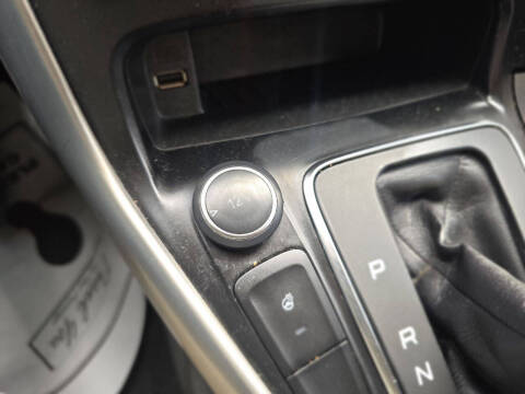 2017 Ford Focus Titanium