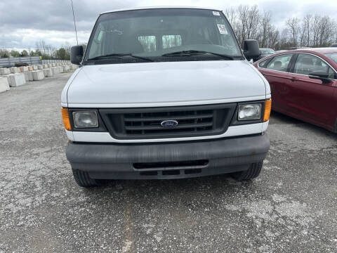 2004 Ford E-Series E-350 SD