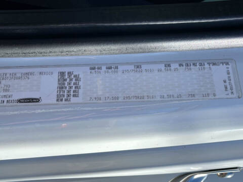 2015 Freightliner M2 106