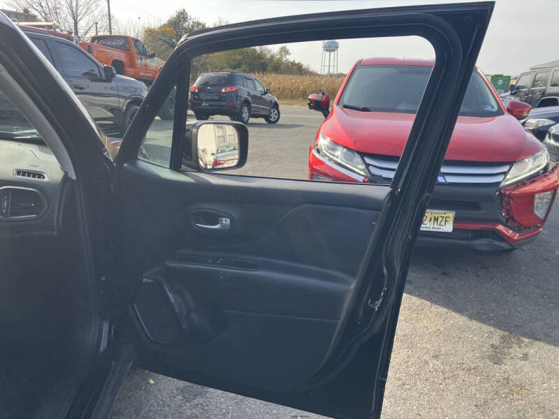 2017 Jeep Renegade Altitude