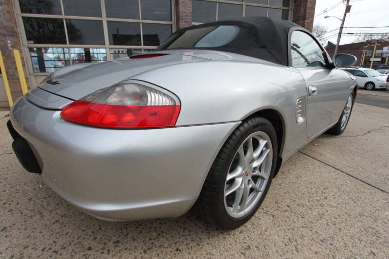 2004 Porsche Boxster Base photo 32