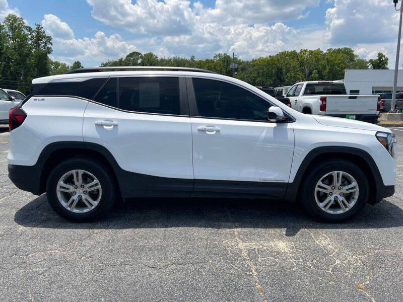 2023 GMC Terrain SLE