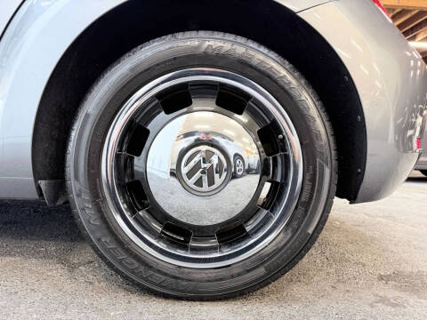 2012 Volkswagen Beetle