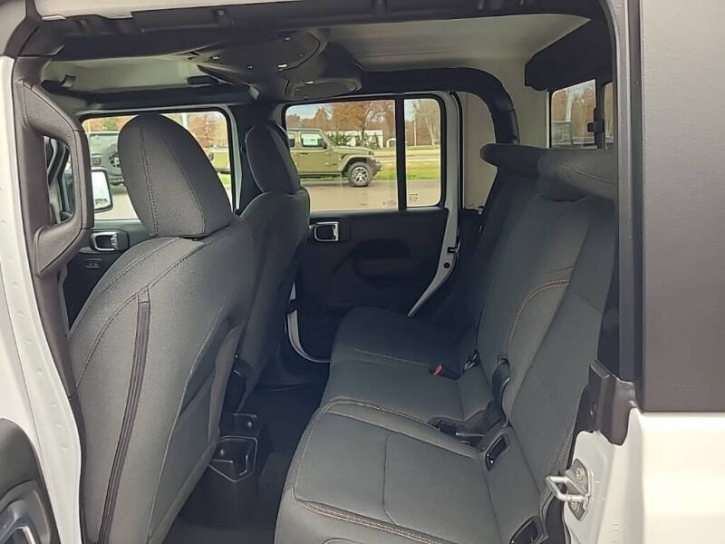 2026 Jeep Gladiator Willys