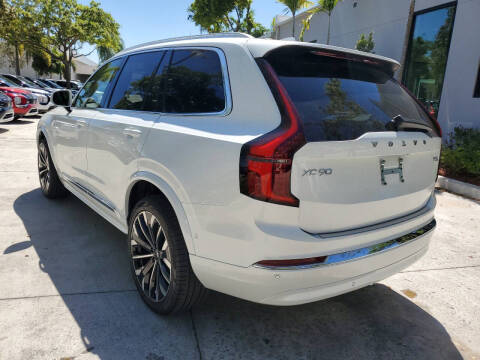 2025 Volvo XC90 T8 Ultra Bright Theme 7P