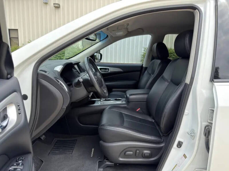 2017 Nissan Pathfinder