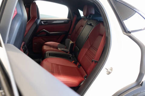 2022 Porsche Cayenne Turbo GT