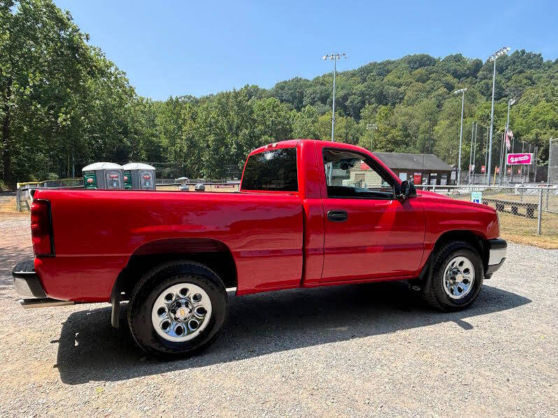2005 Chevrolet Silverado 1500 LS