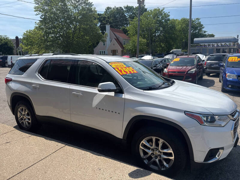 2018 Chevrolet Traverse LT Cloth