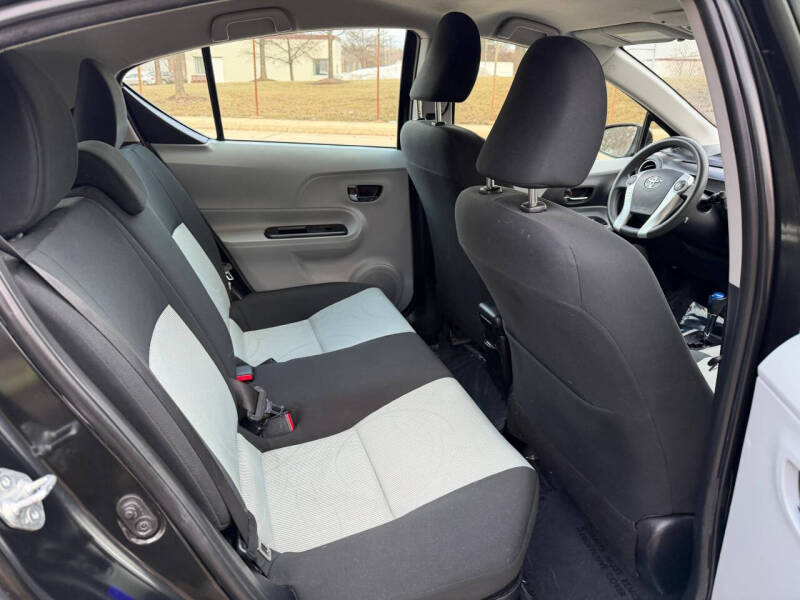 2014 Toyota Prius c Three