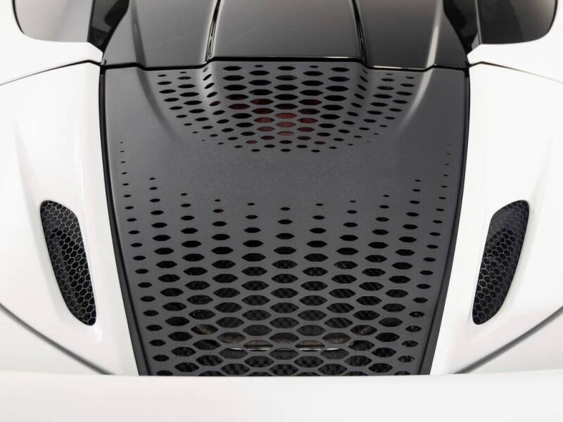 2025 McLaren 750S Spider