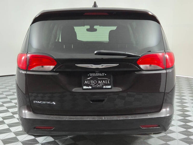 2017 Chrysler Pacifica LX