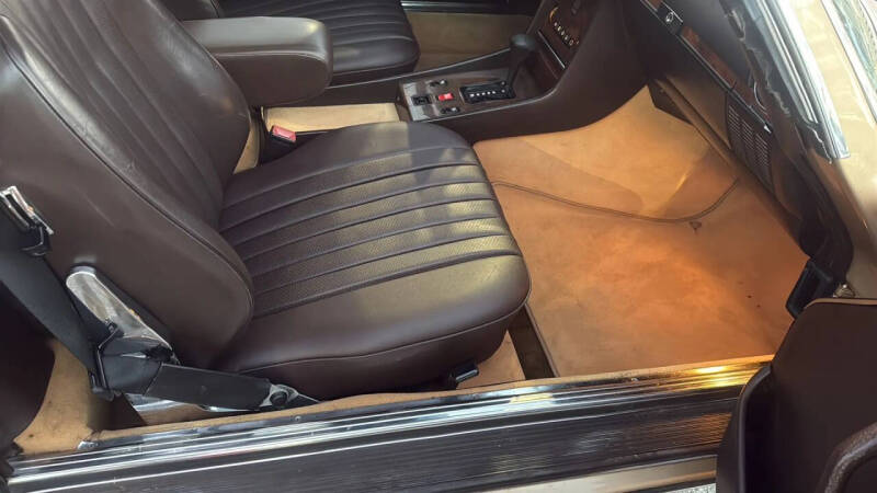 1986 Mercedes-Benz 560-Class 560 SL