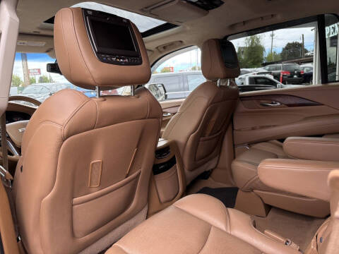 2016 Cadillac Escalade Platinum