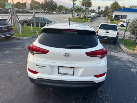 2018 Hyundai Tucson SE
