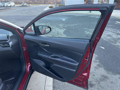 2018 Toyota C-HR XLE Premium