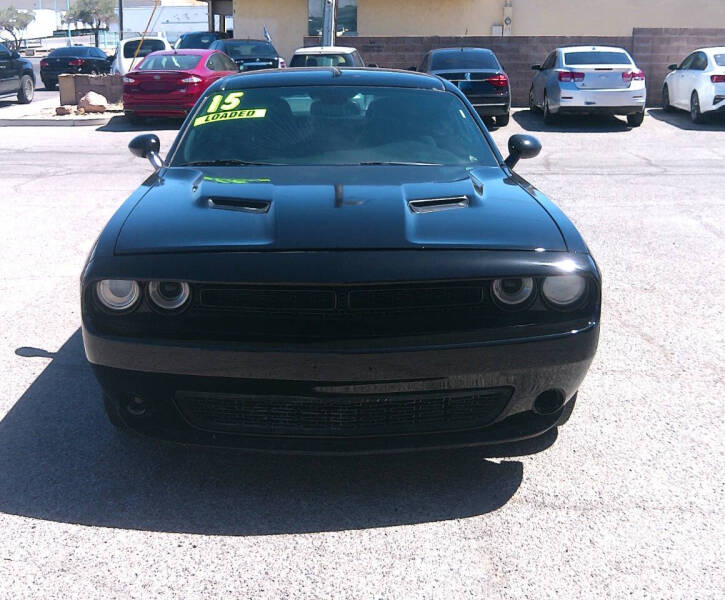 2015 Dodge Challenger SXT